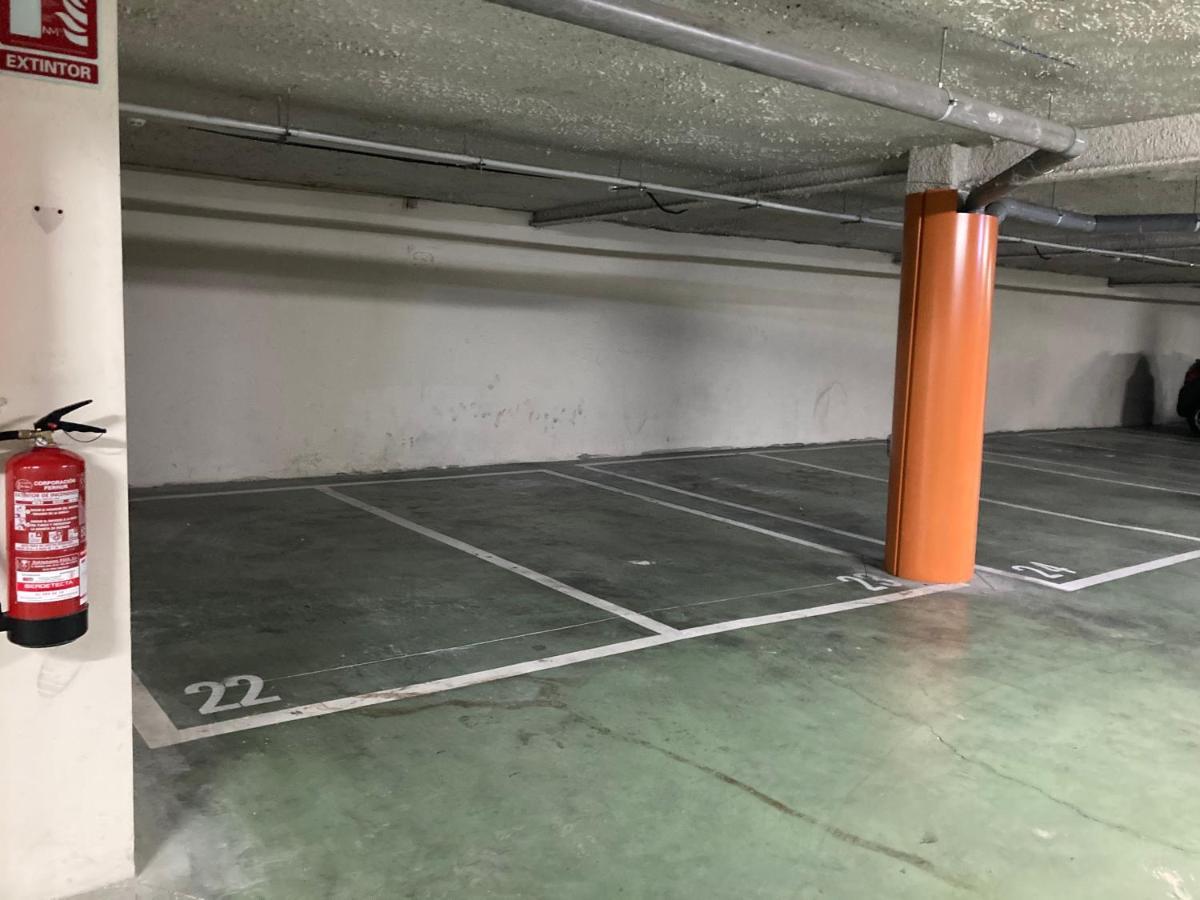 Apartamento Grande, 2 Dormitorios, Garaje Gratis Madrid Exterior photo